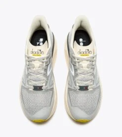 Diadora ATOMO V7000-2 15 Diadora ATOMO V7000-2 -Diadora Sale Store 101.180223 D0502 50 HR