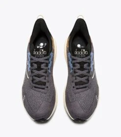 Diadora MYTHOS BLUSHIELD VOLO 4 2030 11 Diadora MYTHOS BLUSHIELD VOLO 4 2030 -Diadora Sale Store 101.180227 C2763 50 HR