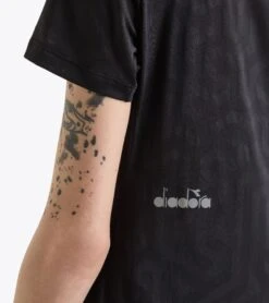 Diadora L. SUPER LIGHT SS T-SHIRT 11 Diadora L. SUPER LIGHT SS T-SHIRT -Diadora Sale Store 102.181503 80013 50 HR