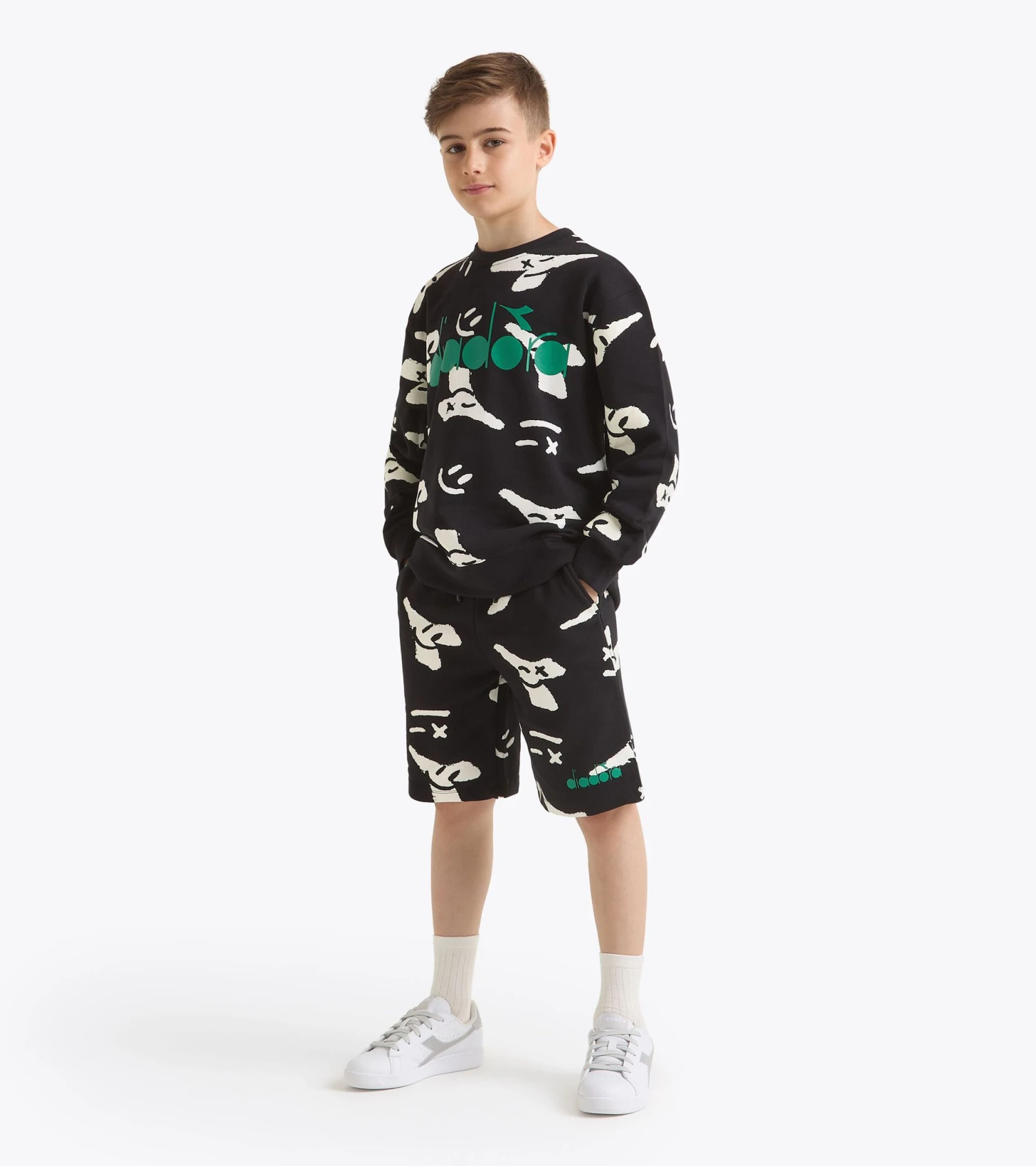 Diadora JB. BERMUDA SMILE LOGO 5 Diadora JB. BERMUDA SMILE LOGO - Image 5